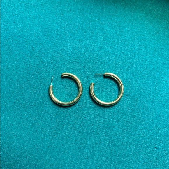 Nordstrom Jewelry - Nordstrom Sleek Medium Sized Gold Hoop Earrings
